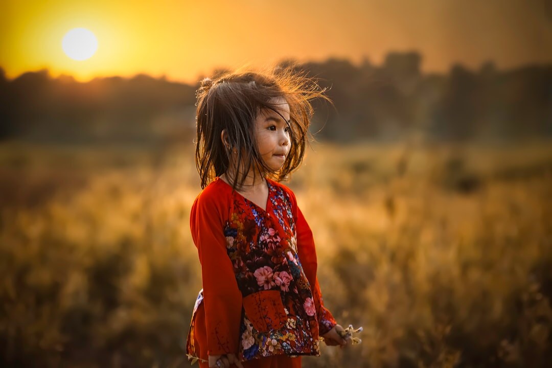 child daily life moment